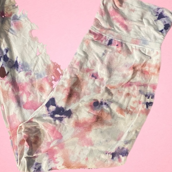 Oh navy jogger size large. Tie-dyed - Picture 2 of 3